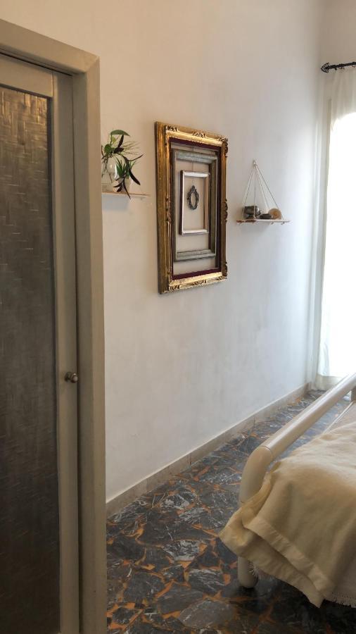Le Muse Casa Vacanze สโกลิตตี ภายนอก รูปภาพ